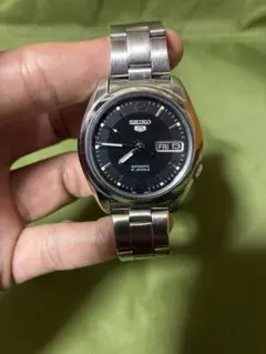 SEIKO5 自動巻き時計 黒文字盤 ステンレスのサムネイル