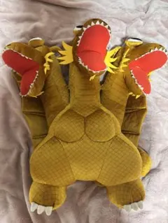 GODZILLA キングギドラ ダイカットクッション ぬいぐるみ しまむら