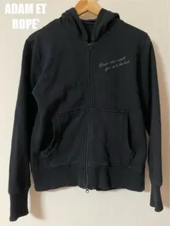 ブラック パーカー