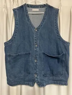 Item thumbnail for item a93c52c2-37d2-4682-ac75-c26b99fd47c8