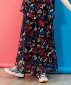 ブラック ワイドパンツ