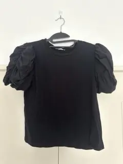 ZARA パフスリーブ Tシャツ 半袖 ブラック