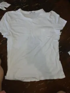 最終値下げ‼️ZARA ホワイト 半袖Tシャツ Lサイズ　レディースのサムネイル