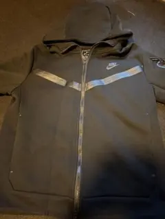 NIKE Tech Fleece Blackのサムネイル