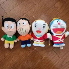 ドラえもん　ぬいぐるみ　4点セット