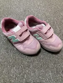 New Balance ピンク スニーカー ベルクロ　16.5cm