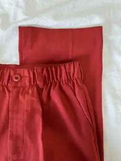 【美品】ジーナシス　カラーパンツ　赤　Mサイズ　スラックスパンツ　パンツ