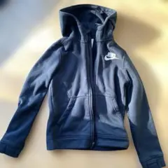 Nike ブラック フード付きパーカー 140