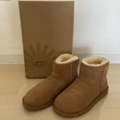 UGG ムートンブーツのサムネイル