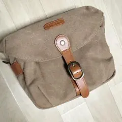 Item thumbnail for item 4199ea01-8e4d-46c1-a9f8-dd609270ea84