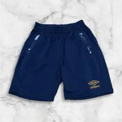 Umbro ネイビー ハーフパンツ サイドポケット付き
