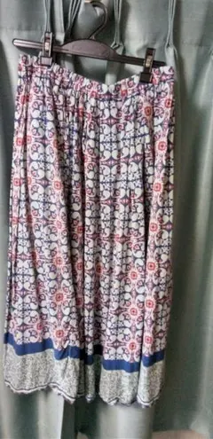 【さっちゃん様専用】「BOLO」『ブルーの花柄ロングフレアスカート』Fサイズ