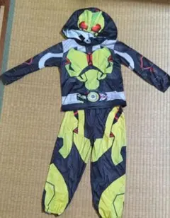 仮面ライダー　ゼロワン　ライジングポッパー　パジャマ　100 変身スーツ