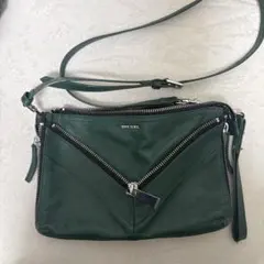 DIESEL グリーンショルダーアンドクラッチバッグ