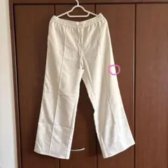 ホワイト ワイドパンツ