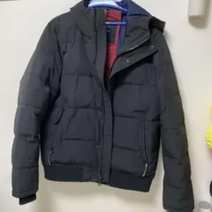 TOMMY HILFIGER ブラックダウンジャケット
