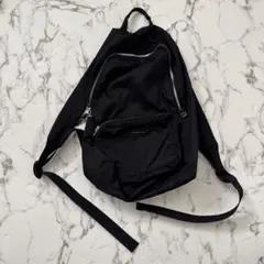 ナイロンリュック　ブラック