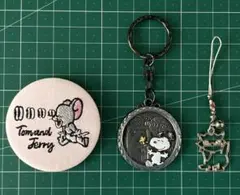 缶バッジ・キーホルダー・ストラップ　3点セット