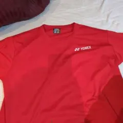 YONEX レッド Tシャツ