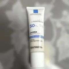 【美品】LA ROCHE-POSAY トーンアップライト　30mlのサムネイル