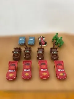 カーズ　その他　ミニフィギュア