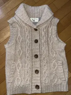 ケーブル編み ニットベスト Fサイズ　ベージュ