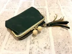 【値下げ】Dairy Russet 二つ折り財布 がま口 タッセル付き 緑