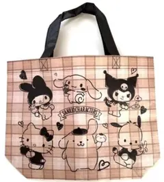美品　新品未使用　エコバッグ　不織布　サンリオ　キャラクターズ　ベージュ