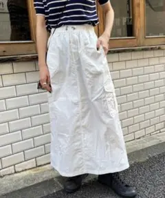 nemne スリット入りナイロンカーゴスカート ホワイトロングスカート