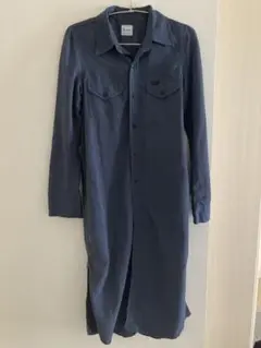 ブルー