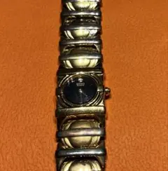 ヴィンテージSEIKO　腕時計　ゴールド　黒　クォーツ