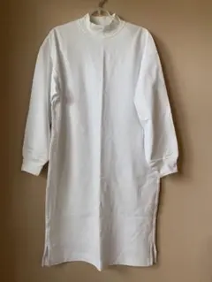 ユニクロユー　ロングTシャツ　ワンピース　プルオーバー