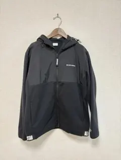 ナイロンジャケット