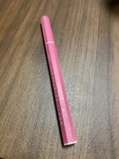 ピンク リキッドアイライナー