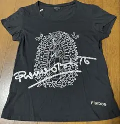 【FREDDY】フレディ　ロメロ・ブリット コラボ 限定Tシャツ　ブラック　XSのサムネイル