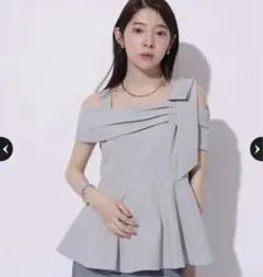 Rirandture リランドチュール オフショルリボンペプラムトップス
