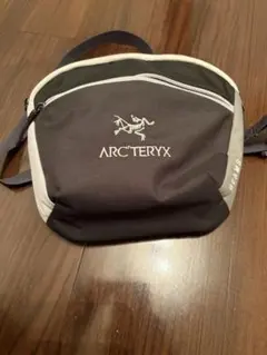 ARC'TERYX アーバンファニー グレー BEAMS別注 ウエスト ポーチ - メルカリ