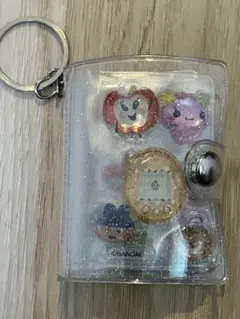 p*n様 ミニシール帳　ラメ入　完成品　たまごっち4種類　正規品　オマケ付