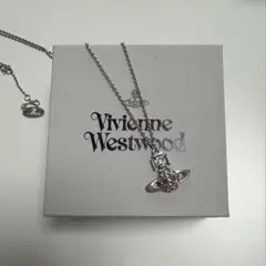 Vivienne Westwood オーブ ネックレス シルバー 正規品のサムネイル