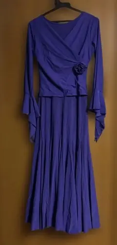 社交ダンスドレス❤️コサージュ＆ラインストーン付き