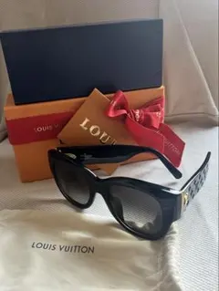 Item thumbnail for item 8b3fd86f-8f57-4622-9b45-9ac0268ad624