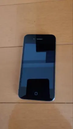 Apple iPhone 4S 本体 ブラックのサムネイル