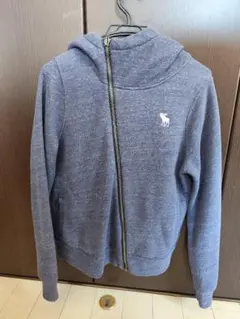 アバクロンビー&フィッチ　パーカーL