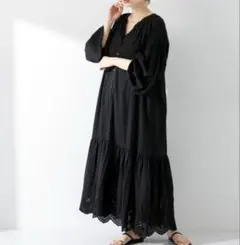 アーバンリサーチサニーレーベル　長袖ワンピース　刺繍　黒