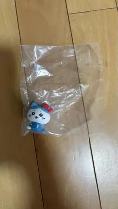 ちいかわ×サンリオキャラクターズ なりきりフィギュア　ハチワレ・ハローキティ