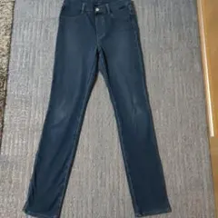 UNIQLO ダークブルー スキニーパンツ　150