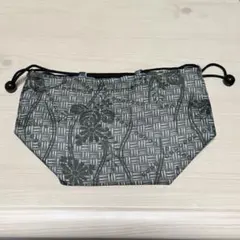 花柄巾着袋 黒とグレー