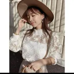 OLUN shirring frill top/シャーリングフリルトップス OLUN shirring frill top/シャーリングフリルトップス - メルカリ