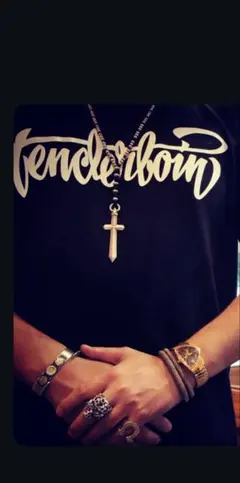 マ*ん様 HOSANNA ホザーナ ドリルド バングル ブレスレット テンダーロ マ*ん様 HOSANNA ホザーナ ドリルド バングル ブレスレット