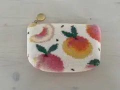 【中古】【美品】LOVERARY フルーツ柄ポーチ